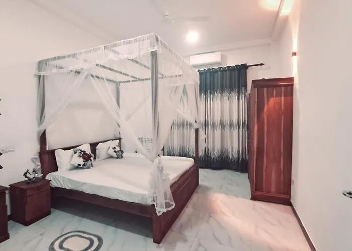 Villa 365 Thalpe